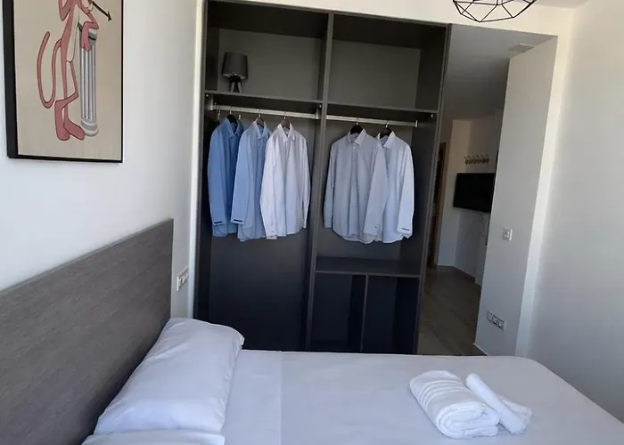 Atico Con Terraza Privada En Centro Parking Gratis *